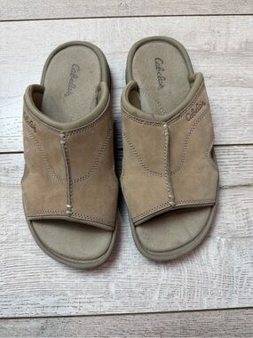 Cabela’s Tan Leather Slide Sandals Comfort Slip On Women’s size 9